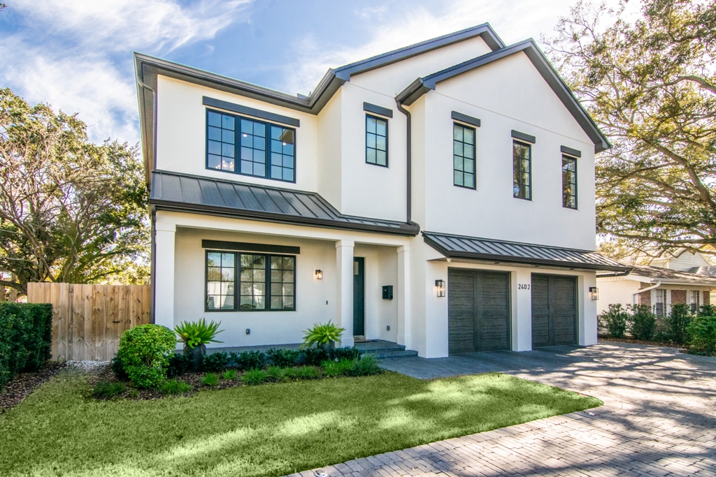 What’s the Difference Between a Custom and Semi-Custom Home?